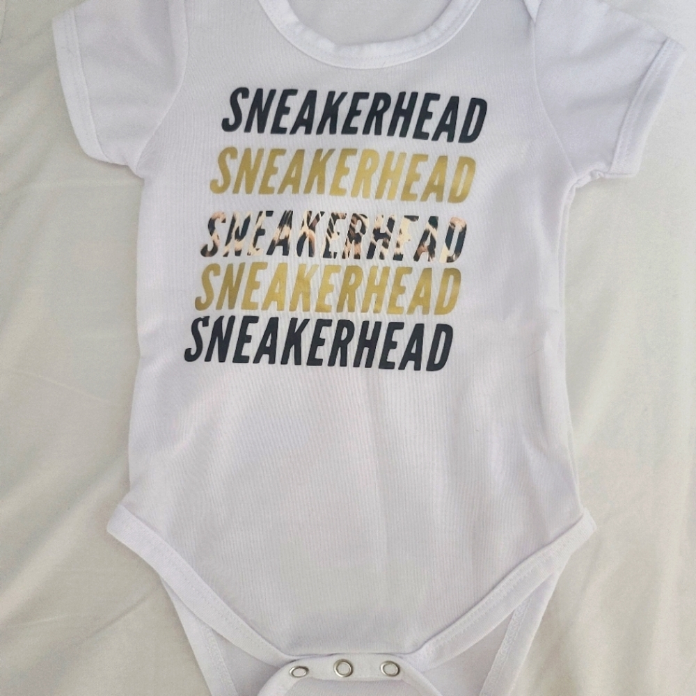 Handmade Onsie (6-9months)